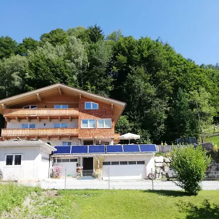 アパート Ferienwohnung Mayrhofer *