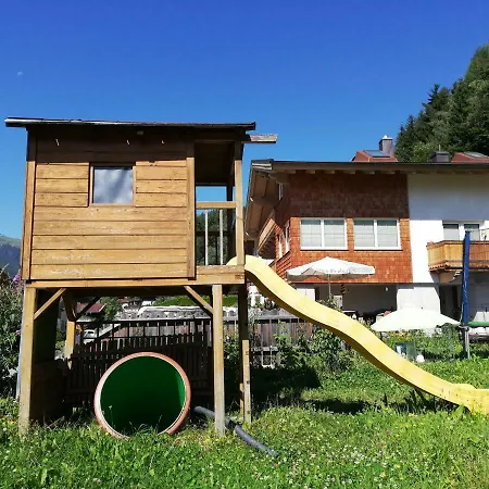 Ferienwohnung Mayrhofer アパート *